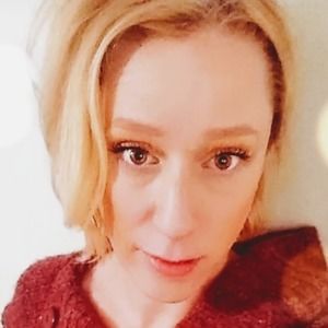 Meet your Posher, Leigh